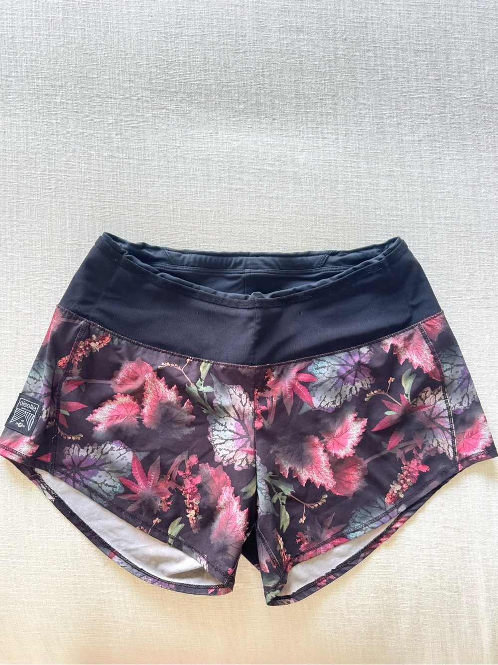 OISELLE FLORAL PRINT RUNNING SHORTS BLACK PINK WOMEN’S SIZE 2